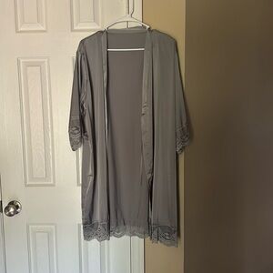 Grey getting ready robe for bridesmaids with tie and lace detail on sleeves